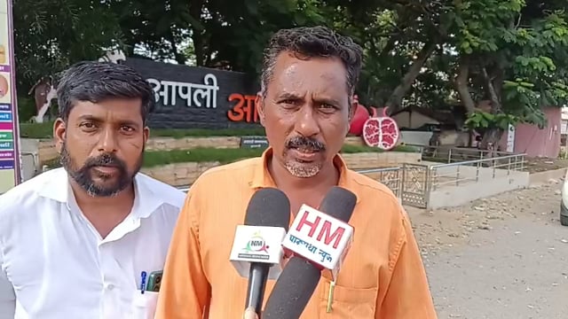 शेतीसाठी पाणी सोडावे या मागणीचे पाटबंधारे विभागाला निवेदन 