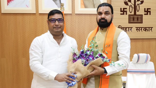 अमरपुर की बिजली समस्या पर विधायक जयंत राज ने सीएम से मिलकर सौंपे दो मांग पत्र