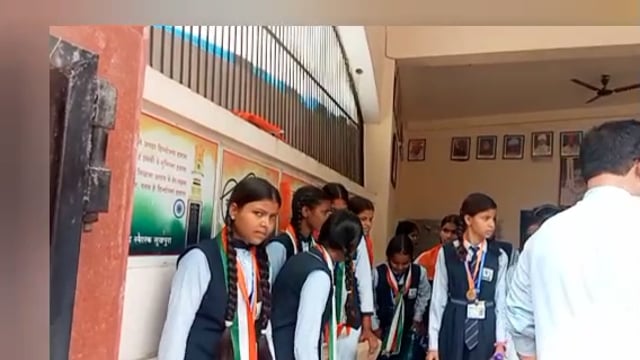 सुखपुरा बलिदान दिवस पर सपा नेता व व्यपार मण्डल अध्यक्ष रोहित सिंह ने वीर सेनानियों को नमन करते हुवे कहा......