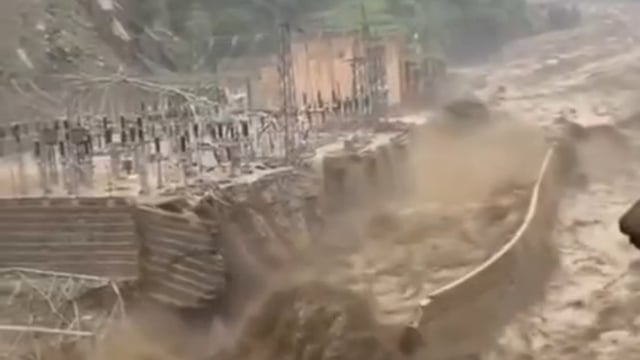 गंडक में फ्लैश फ्लड का खतरा, बिहार के कई जिलों में अलर्ट