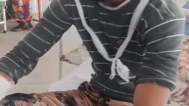 गोवर्धन क्षेत्र के बछ गांव में दो पक्षों में मिट्टी को लेकर हुआ विवाद युवक का इलाज निजी खर्चे पर चल रहा है
