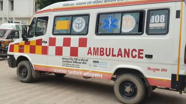 मथुरा भरतपुर मार्ग पर भीषण सड़क हादसा मैक्स में पीछे से  घुसा कैंटर 
