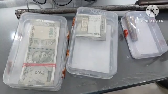   4 साल बाद मिली चोरी हुई राइफलपूर्व प्रधान का संकल्प हुआ पूराआगरा थाना खेड़ागढ़ पुलिस एसओजी और सर्व लाइंस टीमका खुलासा