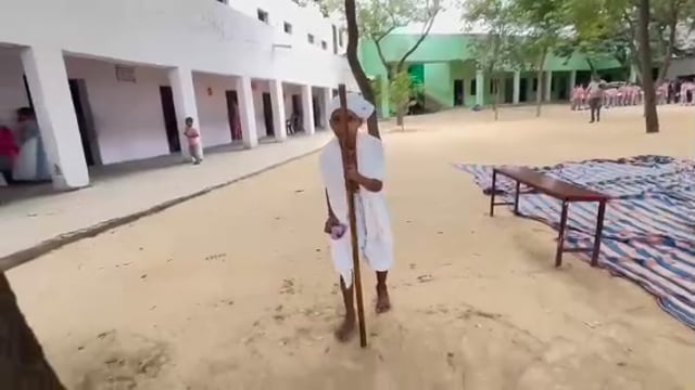 सोनई: दर पे सुदामा गरीब आ गया है! आरसी इंटर कॉलेज के  ( जूनियर विंग)छात्रों की प्रस्तुति