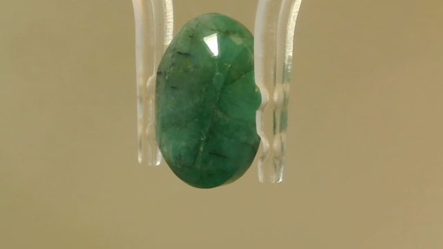 Brazilian Emerald 4.94 Carat — video