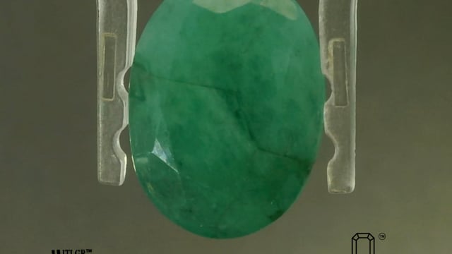 Brazilian Emerald 8.27 Carat — video