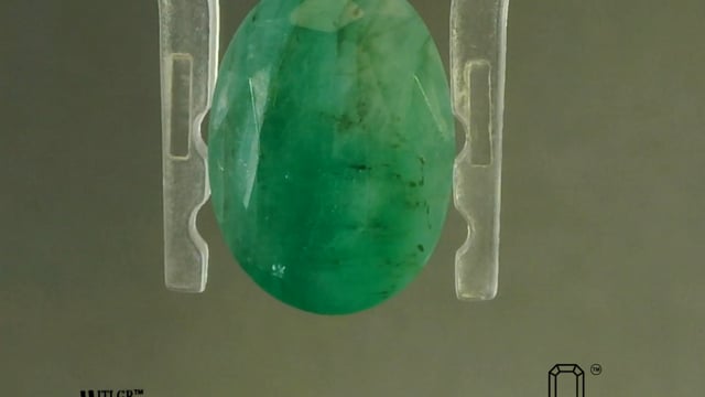 Brazilian Emerald 4.48 Carat — video