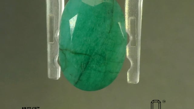 Brazilian Emerald 5.09 Carat — video