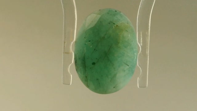 Brazilian Emerald 5.48 Carat — video