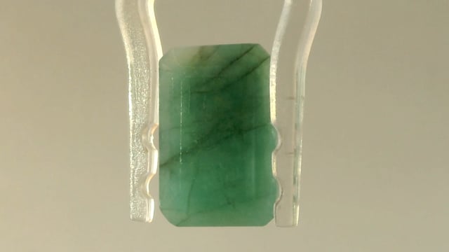 Brazilian Emerald 4.65 Carat — video