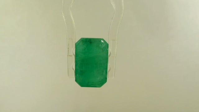 Brazilian Panna 4.04 Carat — video