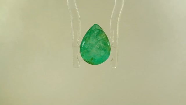 Columbian Panna 2.24 Carat — video