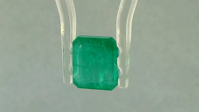 Brazilian Panna 3.35 Carat — video