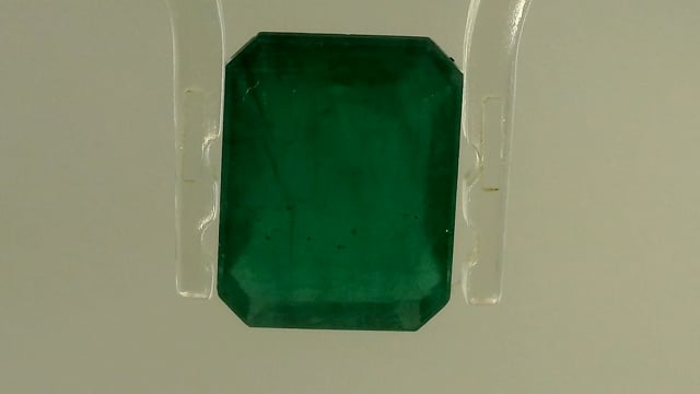 Brazilian Emerald 4.65 Carat — video