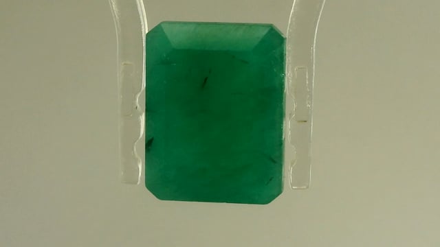 Brazil Budh Ratna  6.96 Carats — video