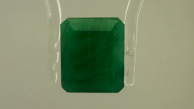 Brazil Budh Ratna  7.09 Carats — video