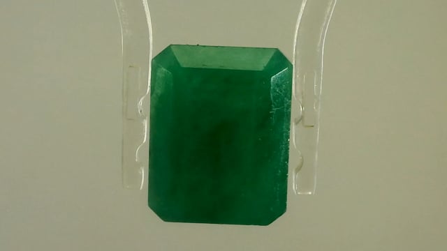Brazil Budh Ratna  8.32 Carats — video