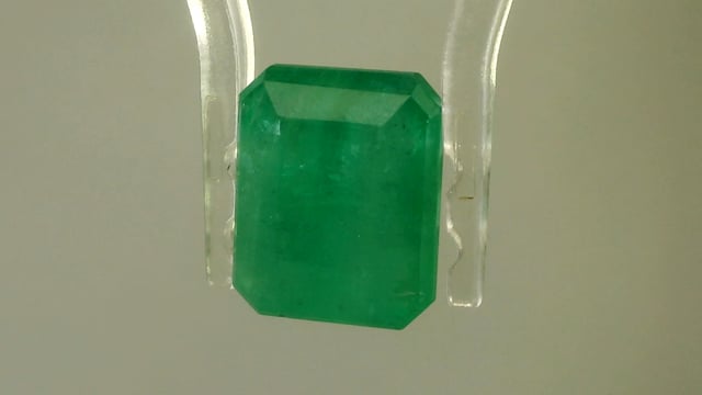 Zambian Budh Ratna  5.47  Carats — video