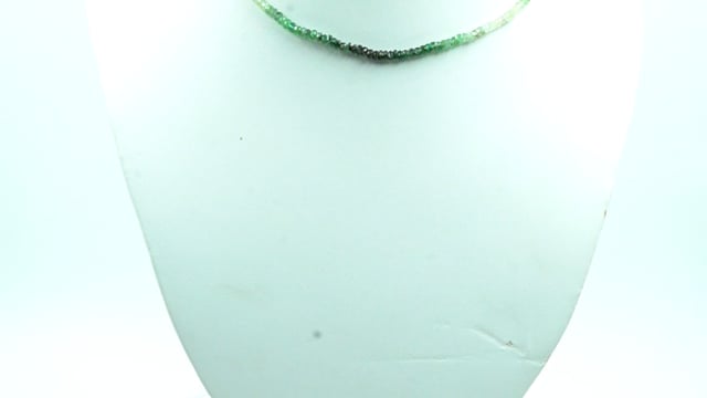 Brazil Emerald 2.5mm Shaded Strand — video