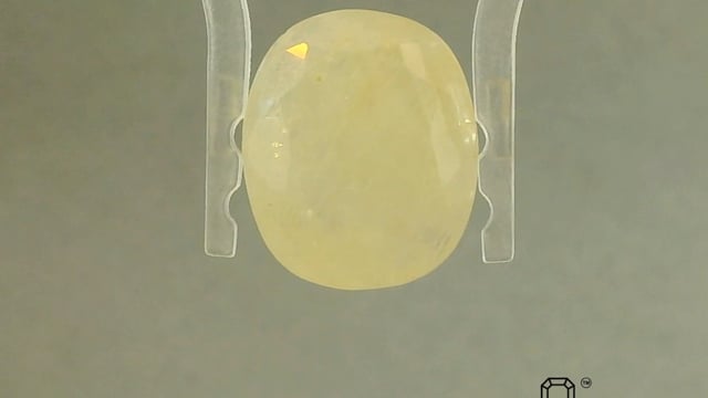 Yellow Sapphire 8.15 Carat — video