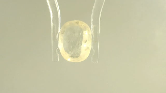 Srilankan Pukhraj  3.02 Carat — video