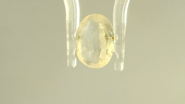 Srilankan Pukhraj  3.18 Carat — video