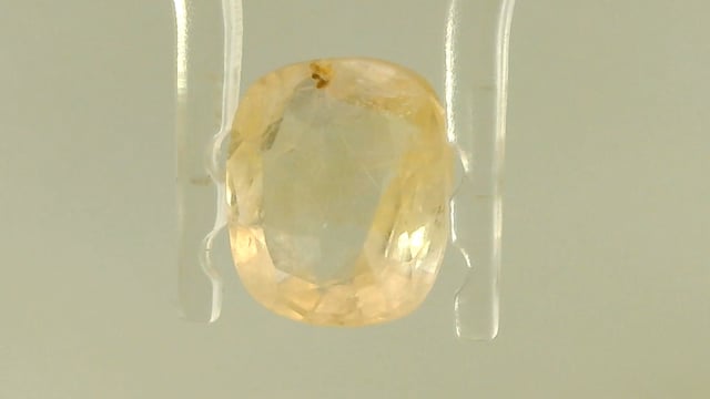 Srilankan Pukhraj  3.23 Carat — video