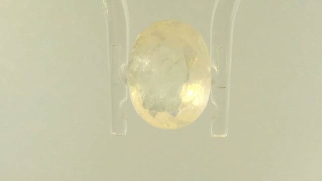 Srilankan Yellow Sapphire 3.55 Carat — video