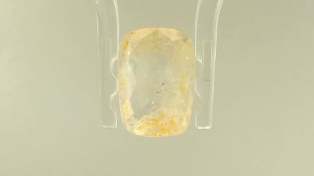 Srilankan Yellow Sapphire 3.62 Carat — video