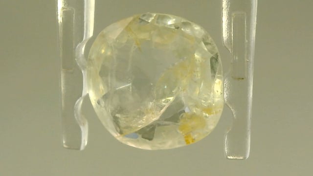 Srilankan Yellow Sapphire 2.33 Carat — video