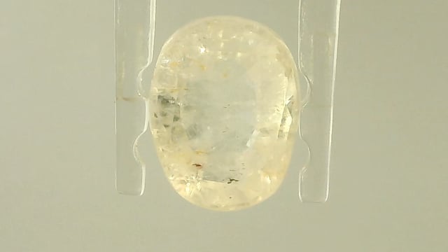 Srilankan Yellow Sapphire 4.35 Carat — video
