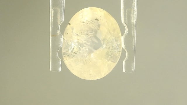 Srilankan Pukhraj  4.61 Carat — video