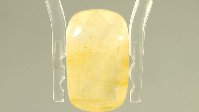 Srilankan Pukhraj  8.43 Carat — video
