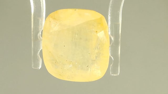 Srilankan Pukhraj  9.06 Carat — video