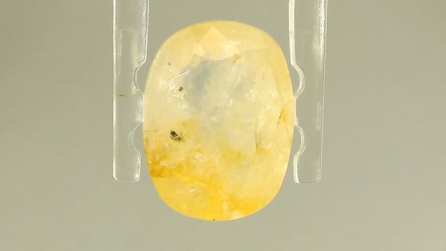 Pukhraj  4.84 Carat — video