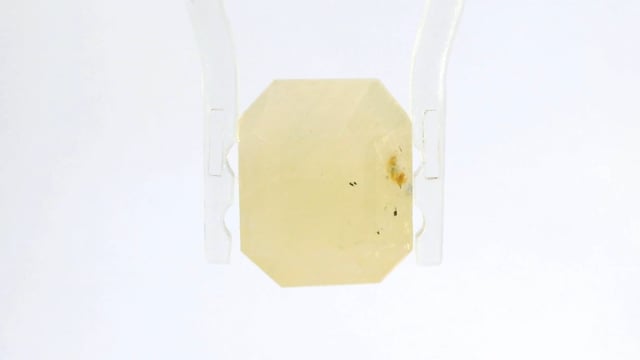 Yellow Sapphire 5.95 Carat — video