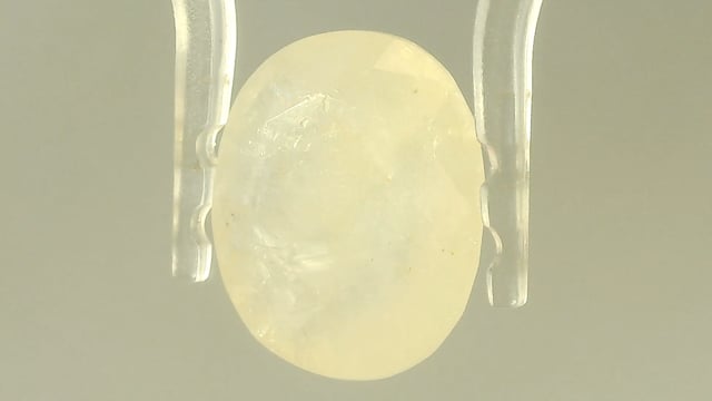 Yellow Sapphire 10.41 Carat — video