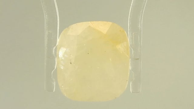 Burma Yellow Sapphire 9.15 Carat — video