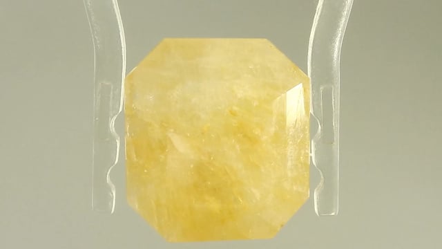 Yellow Sapphire 9.28 Carat — video
