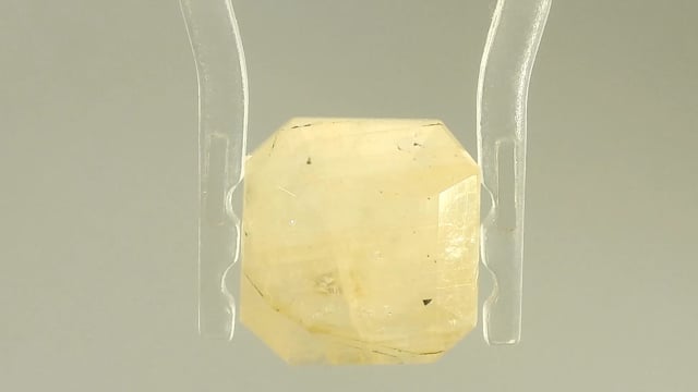 Burma Yellow Sapphire 7.08 Carat — video