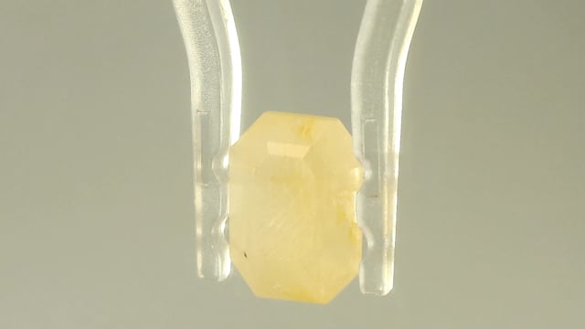 Burma Yellow Sapphire 4.82 Carat — video