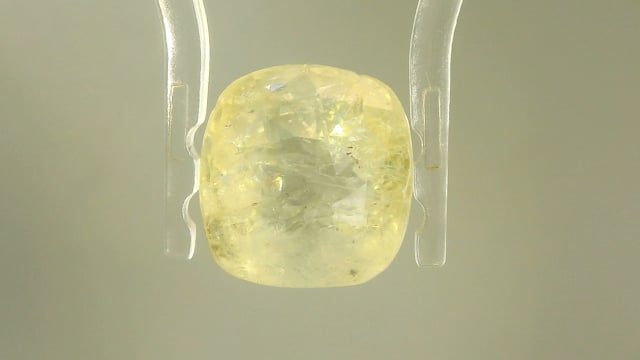 Srilankan Yellow Sapphire 9.16 Carats — video