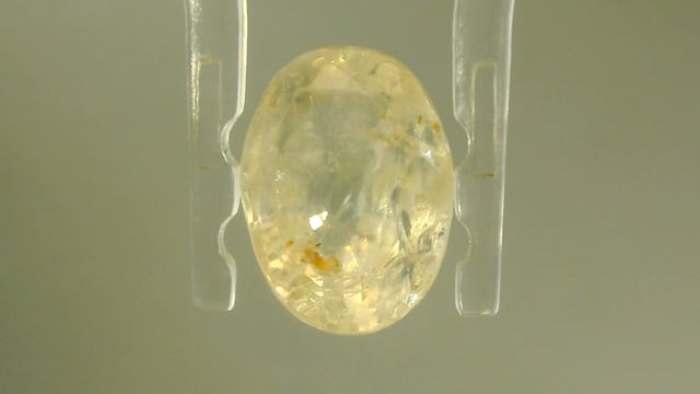 Srilankan Yellow Sapphire 3.92 Carats — video