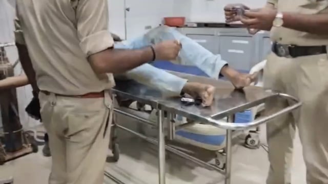 मथुरा गलती ट्रेन से गिरकर युवक की मौत परिवार में मचा कोहराम 