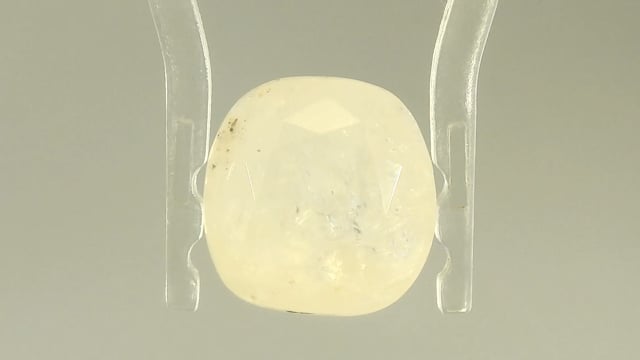 Yellow Sapphire 9.29 Carat — video