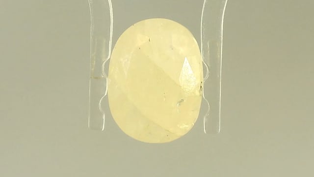 Burma Yellow Sapphire 7.21 Carat — video