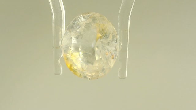Srilankan Yellow Sapphire 9.37 Carats — video
