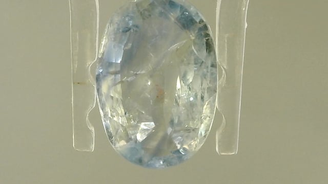 Srilankan Bi-color Sapphire 4.64 Carat — video