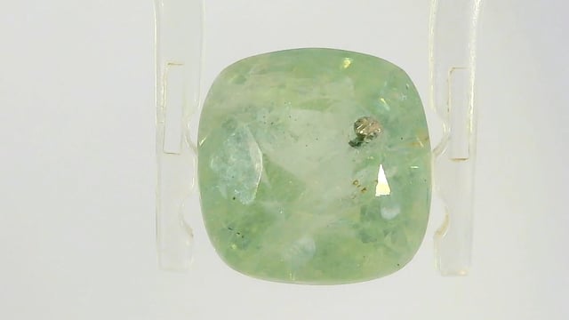 Srilankan Bi-color Sapphire 7.48 Carat — video