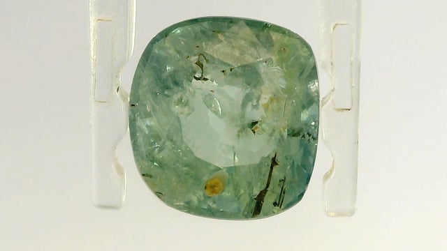 Srilankan Bi-Colour Sapphire 4.26 Carats — video